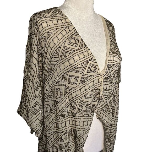 Alice + Olivia Beaded Shawl Kimono Shrug Size M Silk Champagne Evening Black Tie - Picture 1 of 11